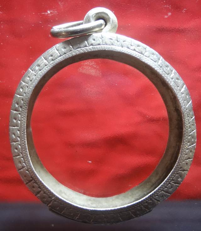 : ตลับเงินตามภาพ กว้าง3.5 CM