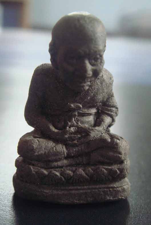 หลวงปู่ทวด ลอยองค์เนื้อว่านวัดสะบ้าย้อย จ.สงขลา ปี 39