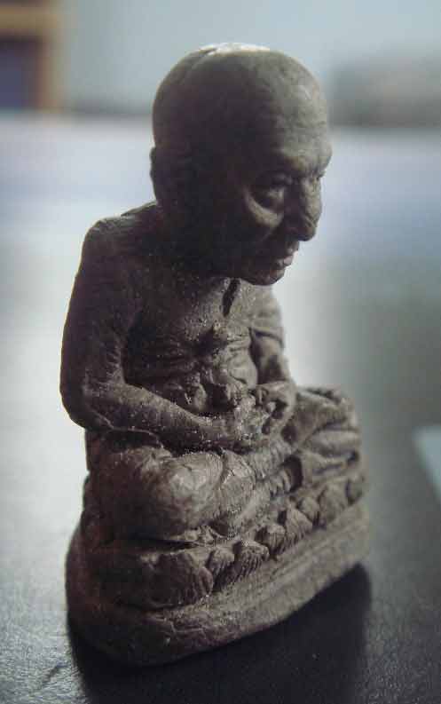 หลวงปู่ทวด ลอยองค์เนื้อว่านวัดสะบ้าย้อย จ.สงขลา ปี 39