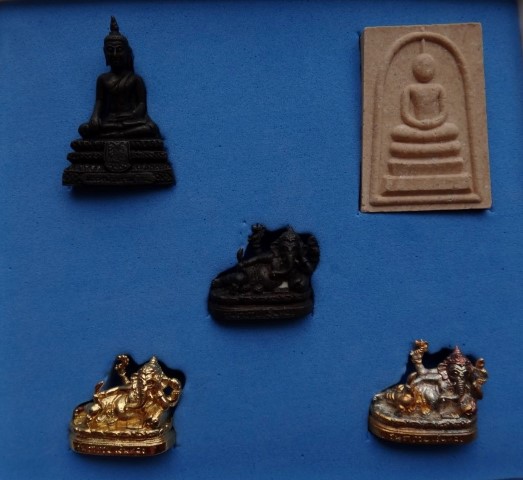 ชุดกรรมการ รุ่นร่ำรวยเงินทอง วัดพยาญาติ อยุธยา 5องค์ เคาะเดียวเบาๆๆ130