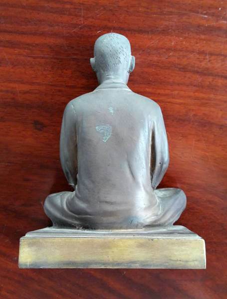 รูปเหมือนบูชาคุณแม่บุญเรือน วัดอาวุธ กรุงเทพฯ