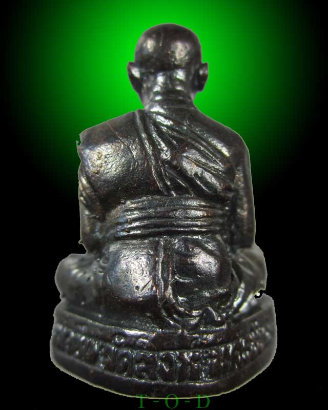 รูปหล่อ รุ่นแรก (พร้อมจาร)หลวงพ่อสืบ ปืนเสีย วัดสิงห์(2)