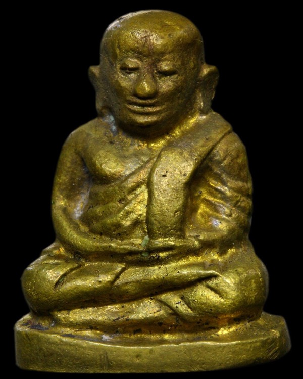 รูปหล่อหลวงพ่อเงิน บางคลานรุ่นช้างคู่เนื้อทองเหลือง วัดท้ายน้ำ ปี2526 สวยเดิมแตกนิยม ไม่มีกล่อง