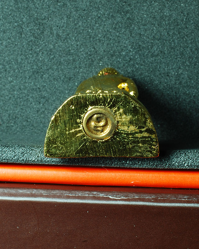 พระกริ่งหลวงพ่อโสธร ปี2530 เนื้อกะไหล่ทอง