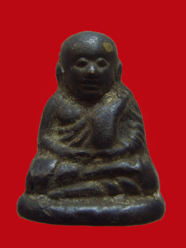 ผิวหิ้งเดิมหลวงพ่อเงิน บางคลาน รุ่นปืนแตก พิมพ์นิยมสนิมดำให ญ ่ ปี 2528