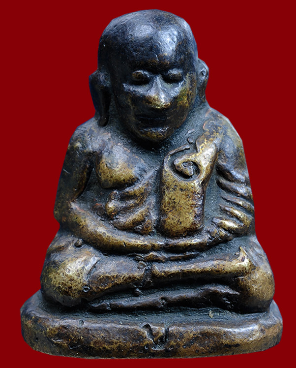 หลวงพ่อเงิน วัดบางคลาน รุ่นปืนแตก นิยมเศียรโต พิมพ์ ช อุ ขึ้น(กรรมการ) อาจารย์เชื้อ สร้าง ปี ๒๕๒๘