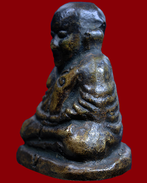 หลวงพ่อเงิน วัดบางคลาน รุ่นปืนแตก นิยมเศียรโต พิมพ์ ช อุ ขึ้น(กรรมการ) อาจารย์เชื้อ สร้าง ปี ๒๕๒๘