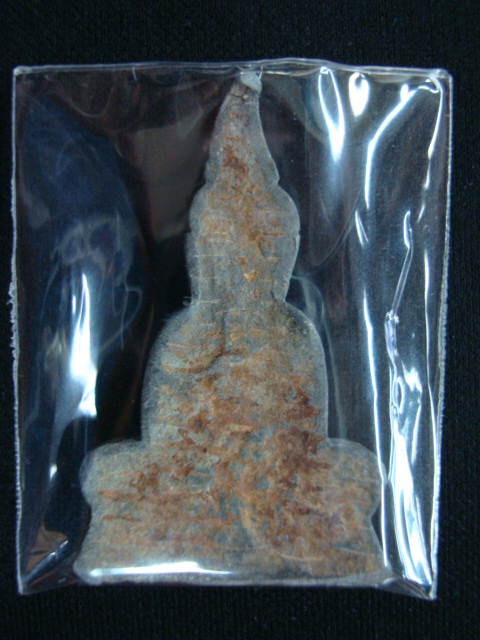 พระท่ากระดาน กรุวัดต้นลำใย พิมพ์ใหญ่ ( นิยม ) เนื้อชินตะกั่ว กาญจนบุรี