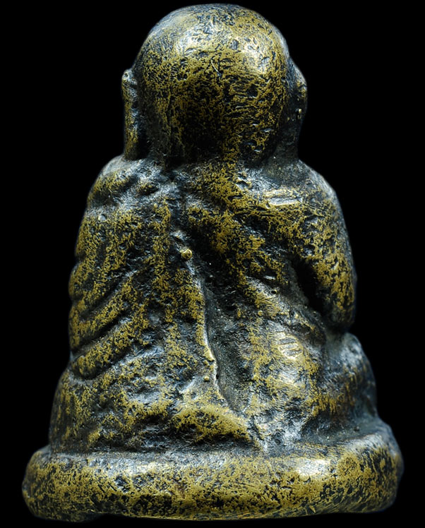 หลวงพ่อเงิน วัดบางคลาน พิมพ์ขี้ตา ออกวัดท้ายน้ำ พระครูวัตฎสัมบัญ(ฟุ้ง)จัดสร้าง 