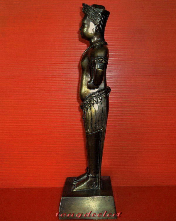 รูปหล่อบูชาท่านท้าวมหามงคลเจ้าพ่อพระกาฬ จ.ลพบุรีค่ะ