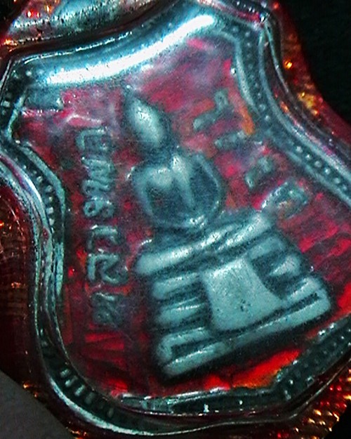 เหรียญหลวงพ่อโสธร เงินลงยา สีแดง  ปี ๐๙ 