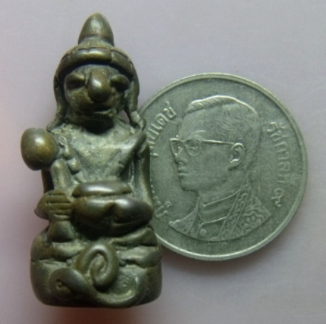 **วัดใจ**พระอุปคุต หลังยันต์ เนื้อสัมฤทธิ์ เก่าๆ**ศิลป์สวย เชิญชม