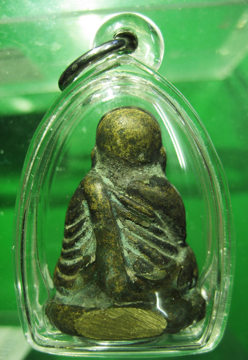 หลวงพ่อเงิน ปืนแตก ยุคแรก เศียรกลม พิมพ์ใหญ่ 