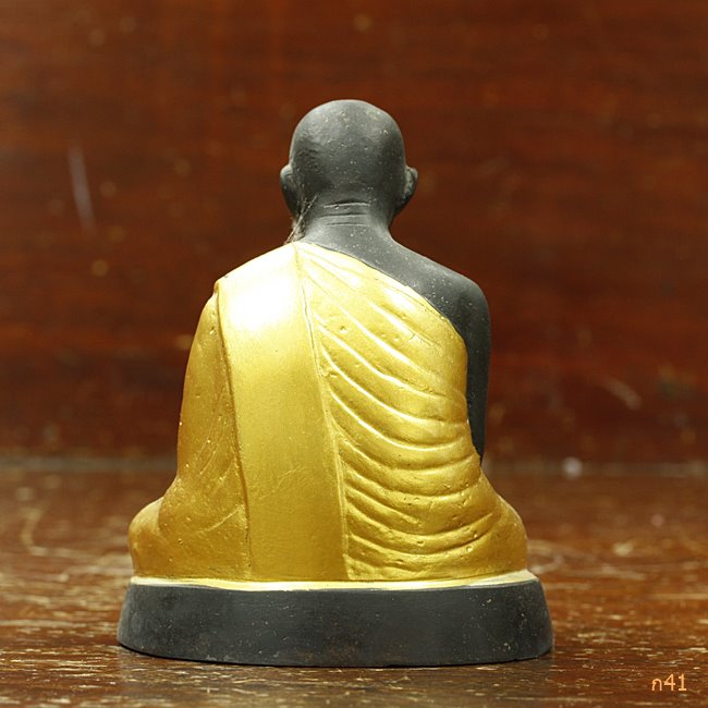 พระบูชาพ่อท่านคล้าย วัดสวนขัน ปี 2513