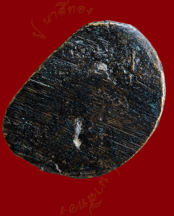 หลวงพ่อเงิน วัดบางคลาน จังหวัด พิจิตร รุ่นปืนแตก พิมพ์นิยมเศียรโต ปี ๒๕๒๘ (๓) 	