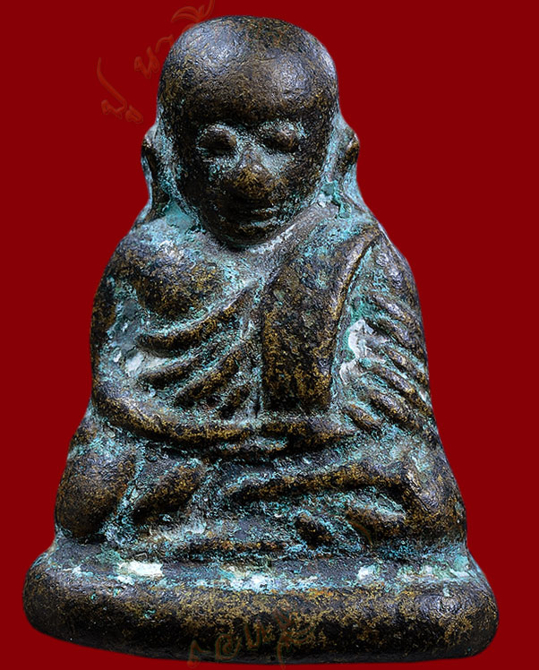 หลวงพ่อเงิน วัดบางคลาน จังหวัด พิจิตร รุ่นปืนแตก พิมพ์นิยมเศียรกลม ปี ๒๕๒๘ (๓) 