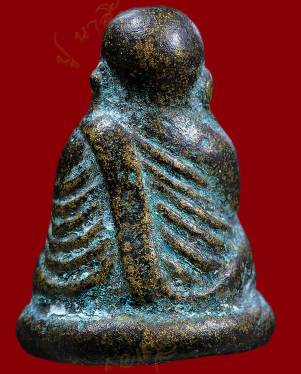 หลวงพ่อเงิน วัดบางคลาน จังหวัด พิจิตร รุ่นปืนแตก พิมพ์นิยมเศียรกลม ปี ๒๕๒๘ (๓) 