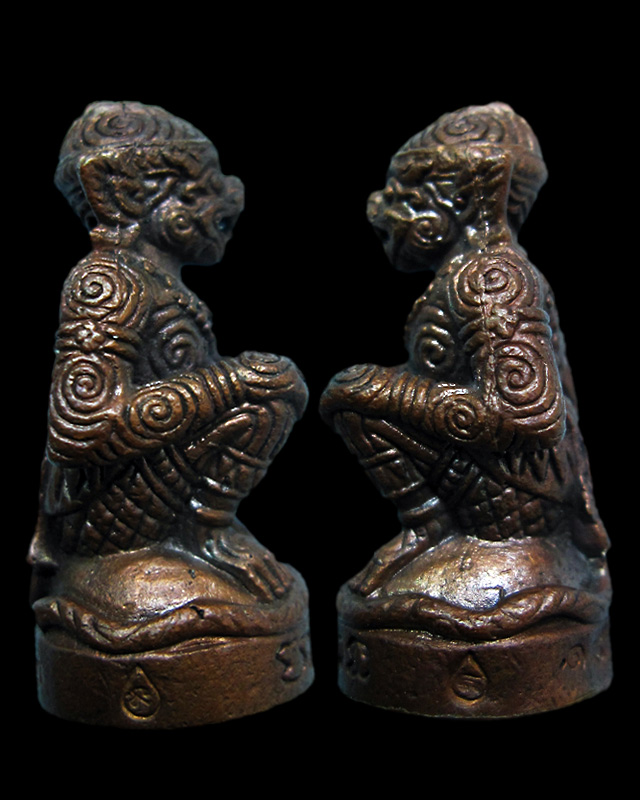 หนุมานมหาปราบไพรี หลวงปู่บัว ถามโก วัดศรีบุรพาราม จ.ตราด เนื้อทองแดงผสมสัมริด ก้นอุดผงผสมสีผึ้ง