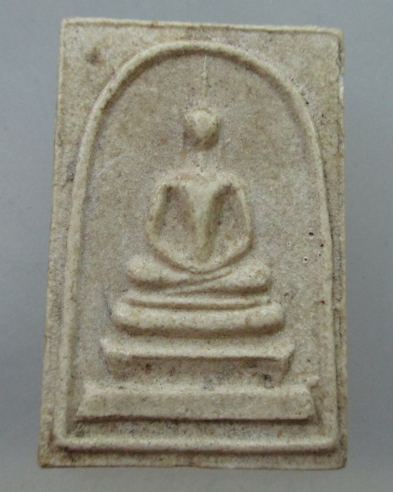 ๒๐ บาท ...พระสมเด็จไม่ทราบที่ครับ