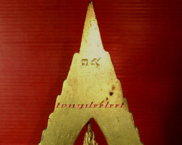 พระพุทธชินราชบูชา ปิดทอง ฐานสูง สวยมากค่ะ