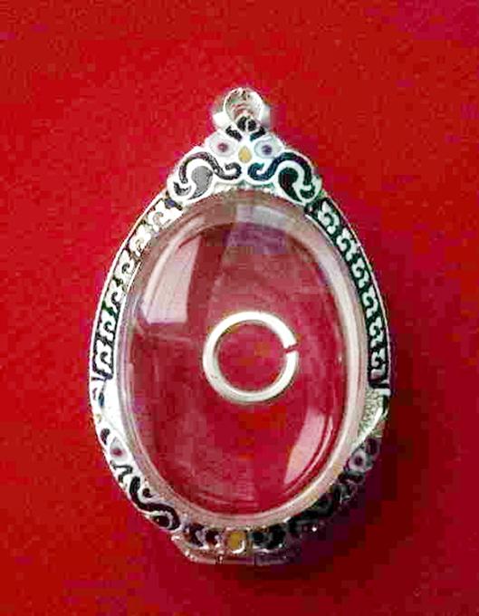  ตลับเนื้อเงินลงยาสำหรับใส่เหรียญรูปไข่ใหญ่