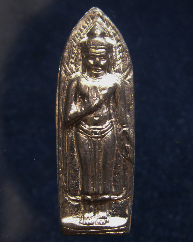 พิมพ์นิยม !! พระร่วงยืนประทานพรเนื้อชิน เจ้าคุณนรฯ ปลุกเสก ออกวัดเขาบางทราย จ.ชลบุรี พิมพ์นิยม (ไม่ต