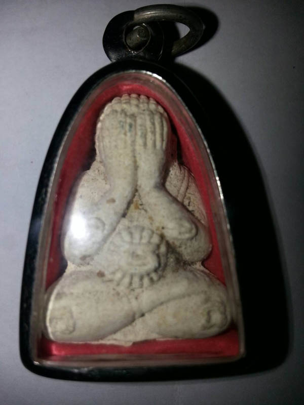 พระปิดตาไตรมาสรวยทันใจ หลวงปู่หมุน ฐิตสีโล เนื้อผงงาช้าง ผงกสินหลวงปู่สรวง ตอกสองโค๊ต ปี2543