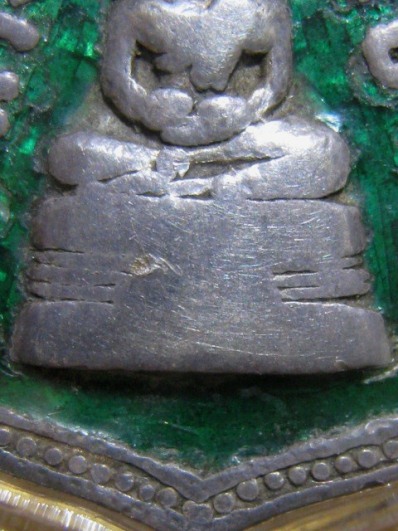 เหรียญหลวงพ่อโสธร ปี2504 เนื้อเงินลงยาสีเขียว จ.ฉะเชิงเทรา มีเลี่ยมทองแท้พร้อมห้อย