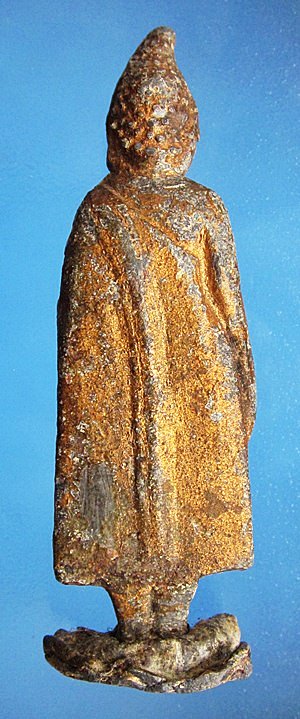 พระเนื้อชินพิมพ์ยืนเนื้อชิน ปิดทองเก่าแท้ดูง่าย