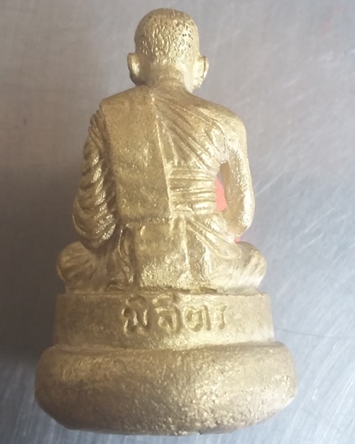 รูปหล่อเบ้าทุบหลวงพ่อเงิน วัดบางคลาน  พิจิตร  บรรยายตามภาพครับ