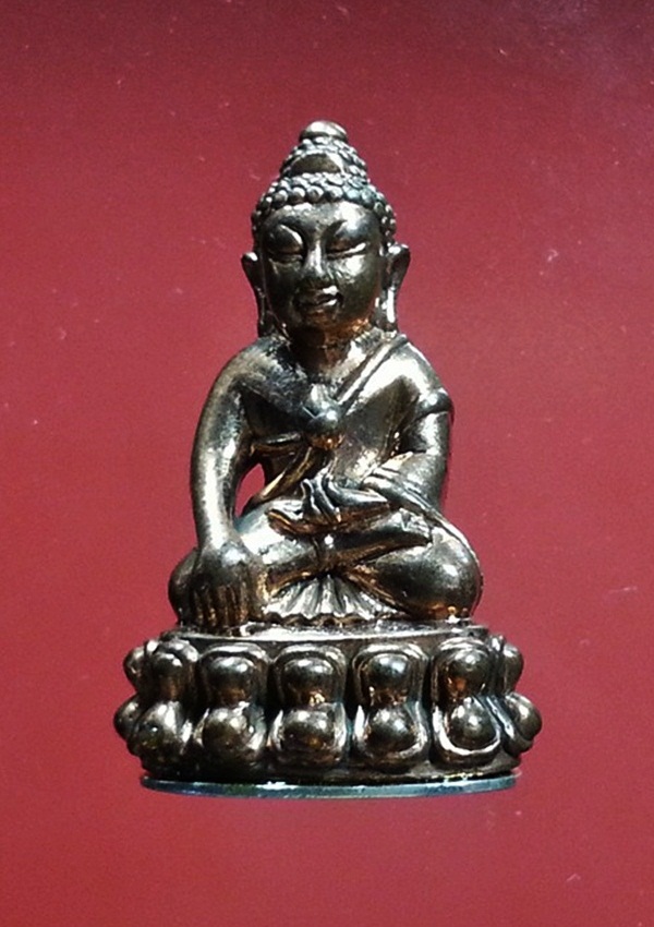 พระกริ่งฆฎิกามหาพรหม หลวงปู่หงษ์ พรหมปัญโญ ที่พำนักสงฆ์พุทธมหาพรหมปัญโญ กล่องเดิมๆ