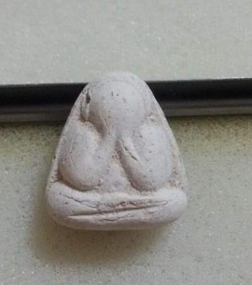 พระปิดตาหลวงปู่หมุน