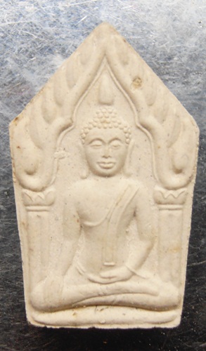 พระขุนแผนหลวงพ่อตัด วัดชายนา พิมพ์เล็กสวยๆครับ