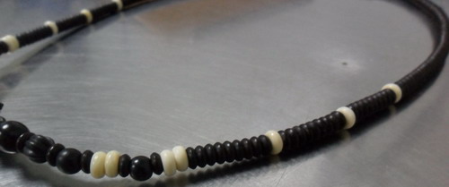 สร้อยกะลาตาเดียวแท้ๆวัตถุมงคลจากธรรมชาติครับ สวย ขลัง เท่ห์ๆ เหมาะกับห้อยพระองค์โปรดครับ...