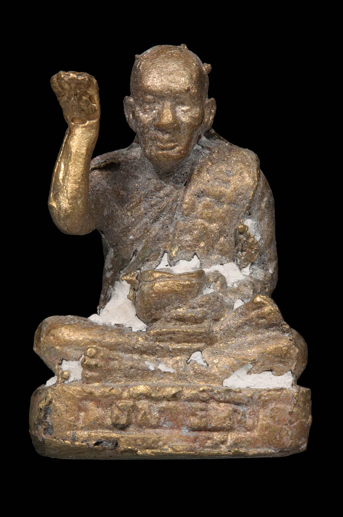 + หล่อโบราณนั่งอวยพรรุ่นแรก!!! พ่อท่านเอื้อม วัดบางเนียน +  