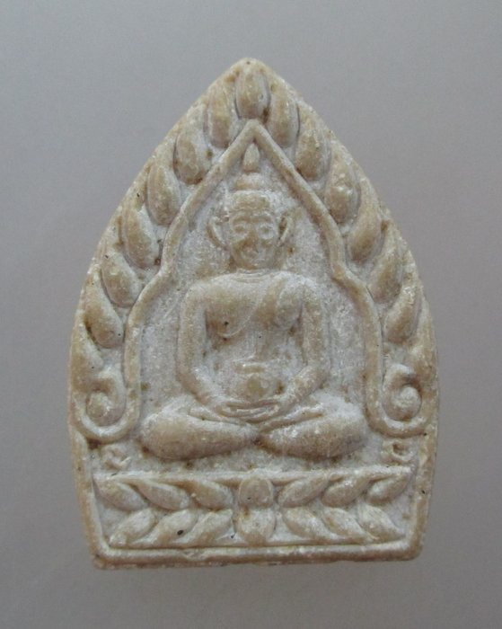 20 บาท พระผงเจ้าสัวรุ่นอภิมหาเศรษฐี วัดบึงตะกู จ ชลบุรี