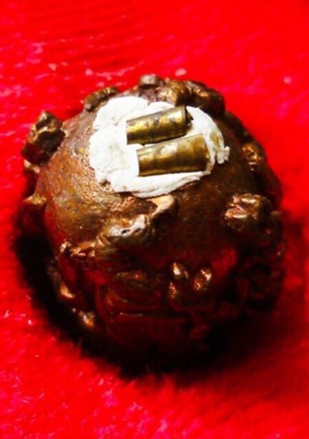 ลูกอมสะกดหนุมานแผลงฤทธิ์ หลวงพ่อสาคร วัดหนองกรับ อุดผงพรายกุมาร ฝังตะกรุดเงิน รุ่น ไตรมาสพิเศษ 