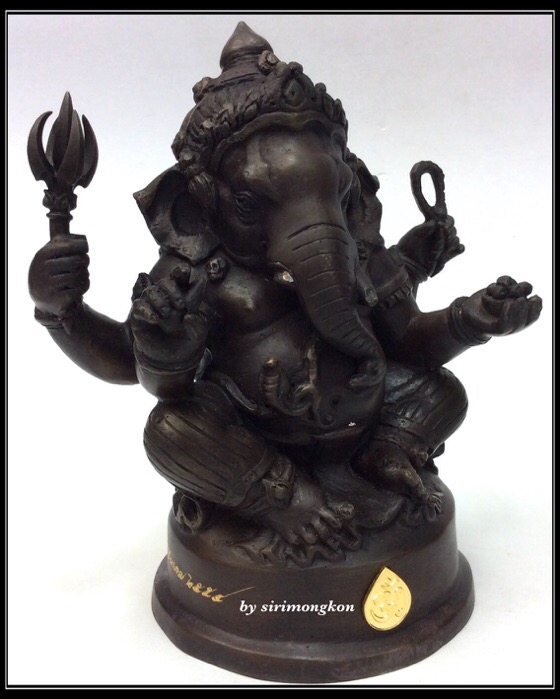 พระพิฆเนศ ปางนั่งบรมครู รุ่น 100 ปี กรมศิลปากร ขนาดบูชา หน้าตัก 4 นิ้วครึ่ง เนื้อโลหะผสม No.2767