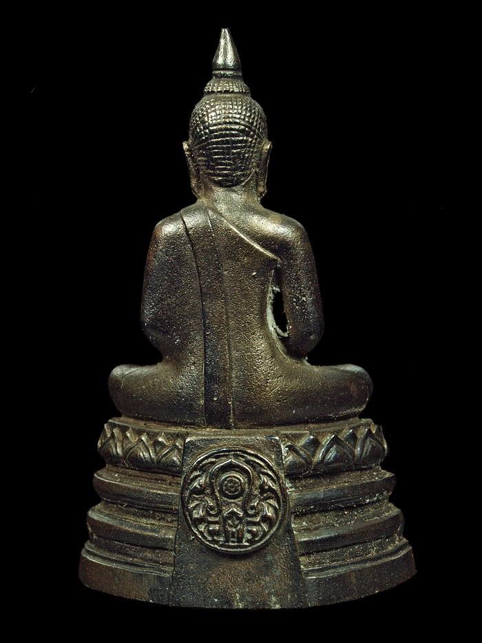 พระกริ่งใหญ่หลวงพ่อโสธร เนื้อนวโลหะ