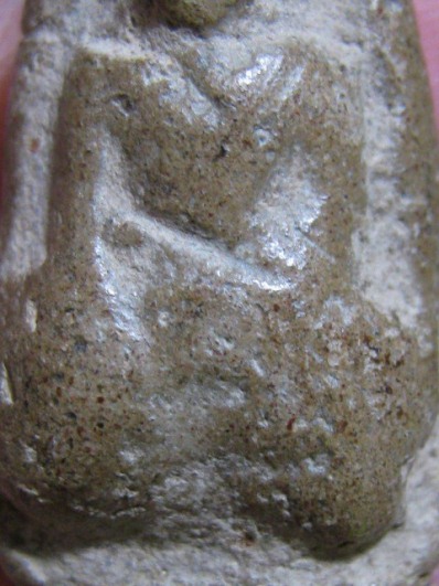 พระเม็ดน้อยหน่า เนื้อดิน จ.สุโขทัย มาพร้อมบัตรรับรองความแท้