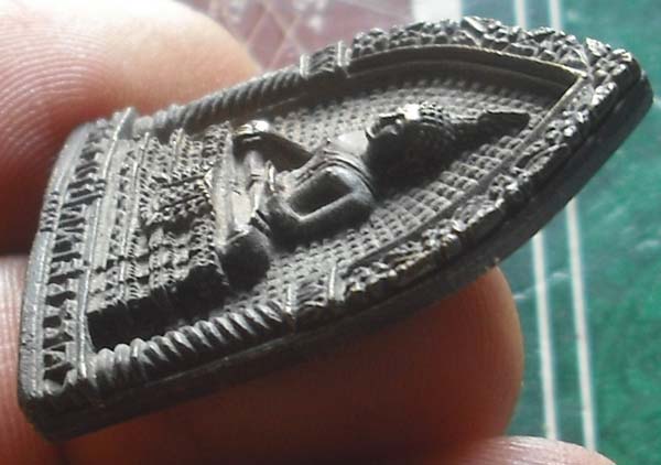  	เหรียญหล่อ ลป.คูหาสวรรค์ วัดนาขวาง  พศ 2542