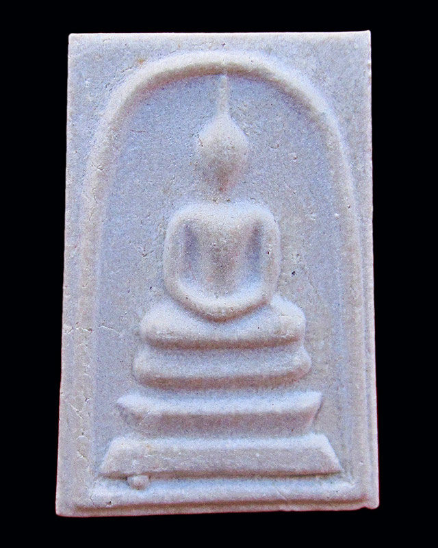 พระสมเด็จชินบัญชร หลังลายเซ็นต์ หลวงพ่อสาคร มนุญโญ วัดหนองกรับ เนื้อผงพุทธคุณสีขาว ปี ๒๕๔๒