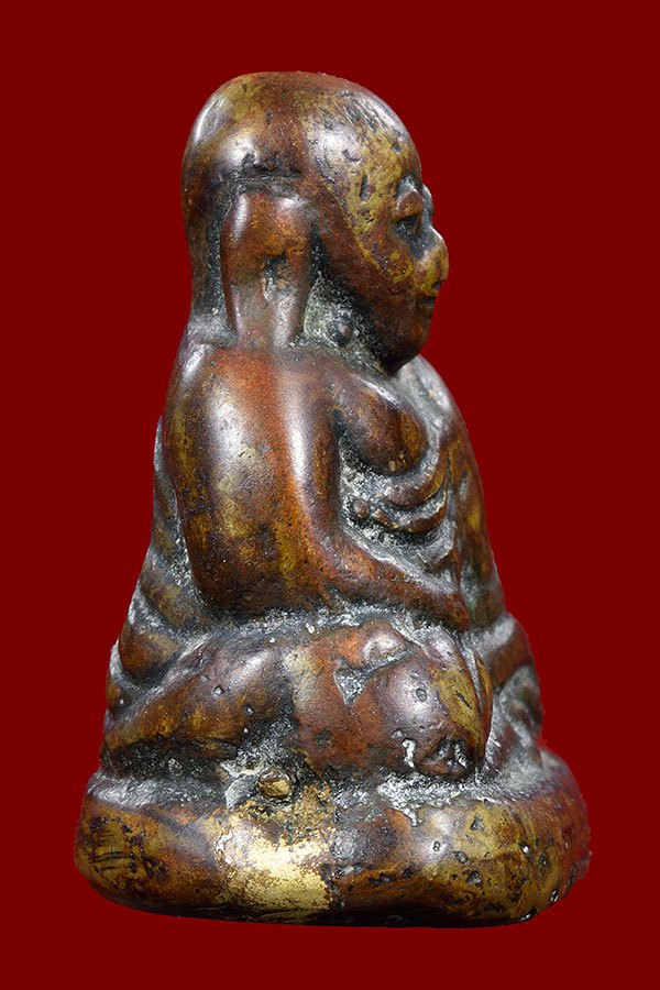 หลวงพ่อเงิน พิมพ์ขี้ตา วัดทุ่งน้อย