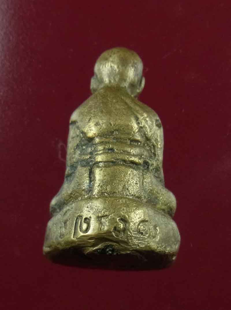 รูปหล่อโบราณ สมเด็จลุน  วันเวินชัย นครจำปาศักดิ์ สปป.ลาว  องค์ที่ 1