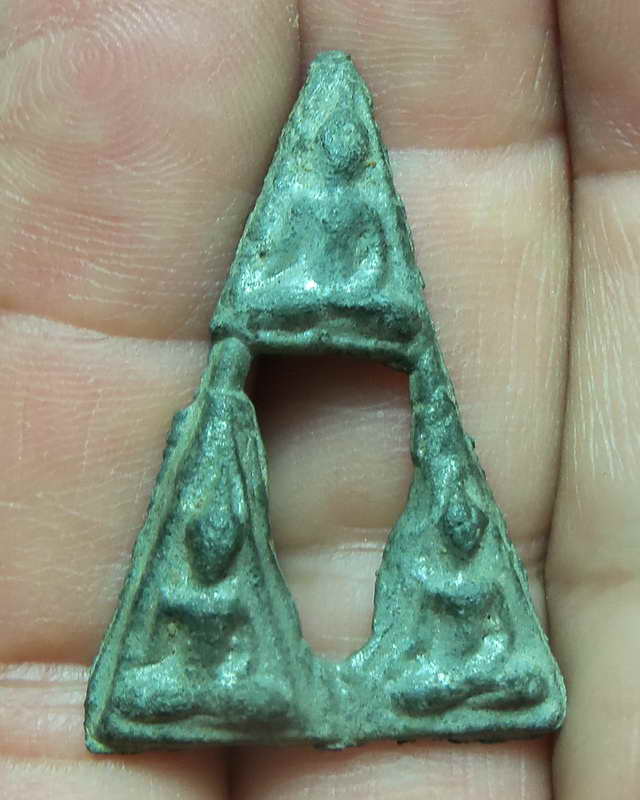 พระสามนางวัดใหญ่ เนื้อชินเงิน กรุวัดพระศรีรัตนมหาธาตุ จ.พิษณุโลก