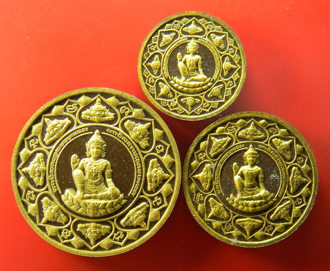 เคาะแรกแดง...หลักเมืองมหามงคล ๕๐....ชุดกรรมการ ว่านแดงปัดทอง 