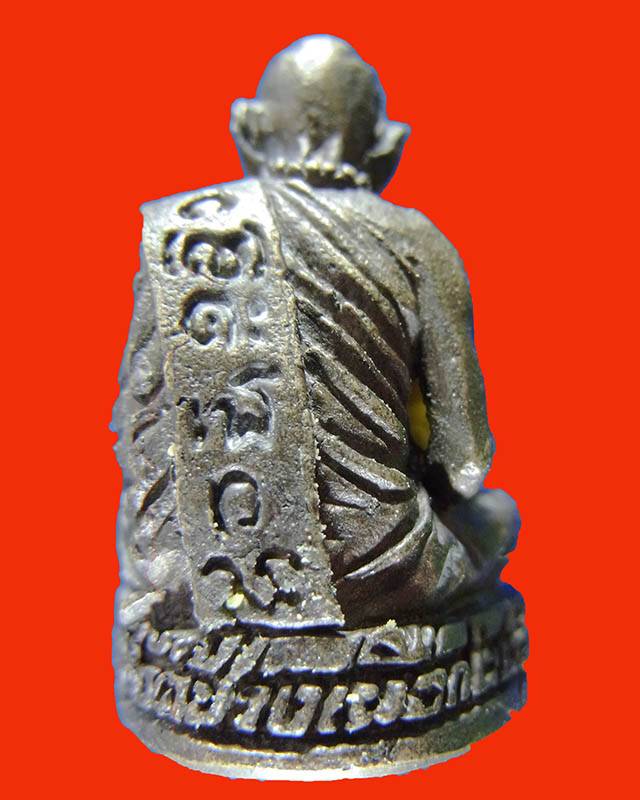  พระรูปหล่อลอยองค์ หลวงปู่ขุ้ย ฐิตธัมโม ครบรอบ 100 ปี วัดช้างเผือก ต.ในเมือง อ.เมือง จ.เพชรบูรณ์