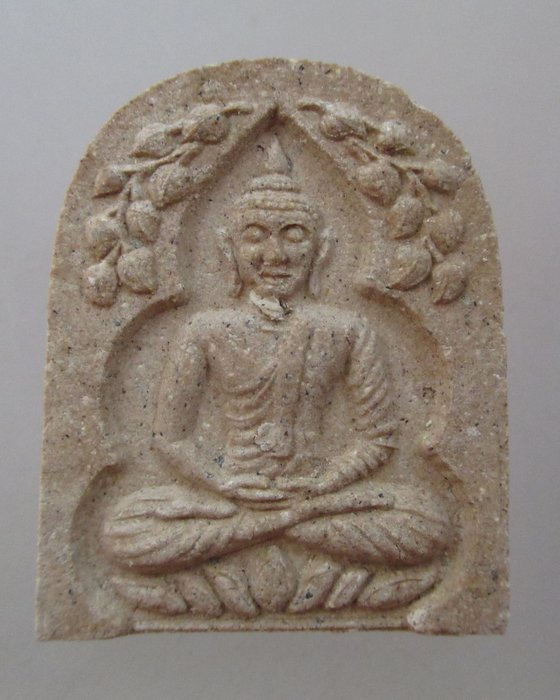 20 บาท พระผงปรกโพธิ์ไม่ทราบที่ครับ