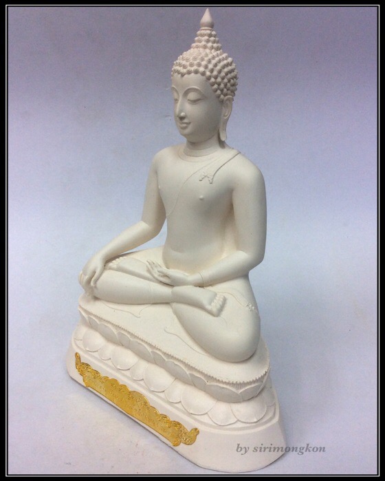 พระเจ้าเงินล้านทันใจ รุ่น สุข สำเร็จทันใจ ขนาดบูชา สูง 8.5 นิ้ว พิมพ์กรรมการ No.7