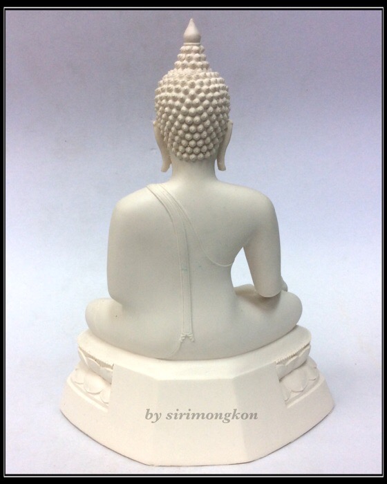 พระเจ้าเงินล้านทันใจ รุ่น สุข สำเร็จทันใจ ขนาดบูชา สูง 8.5 นิ้ว พิมพ์กรรมการ No.7